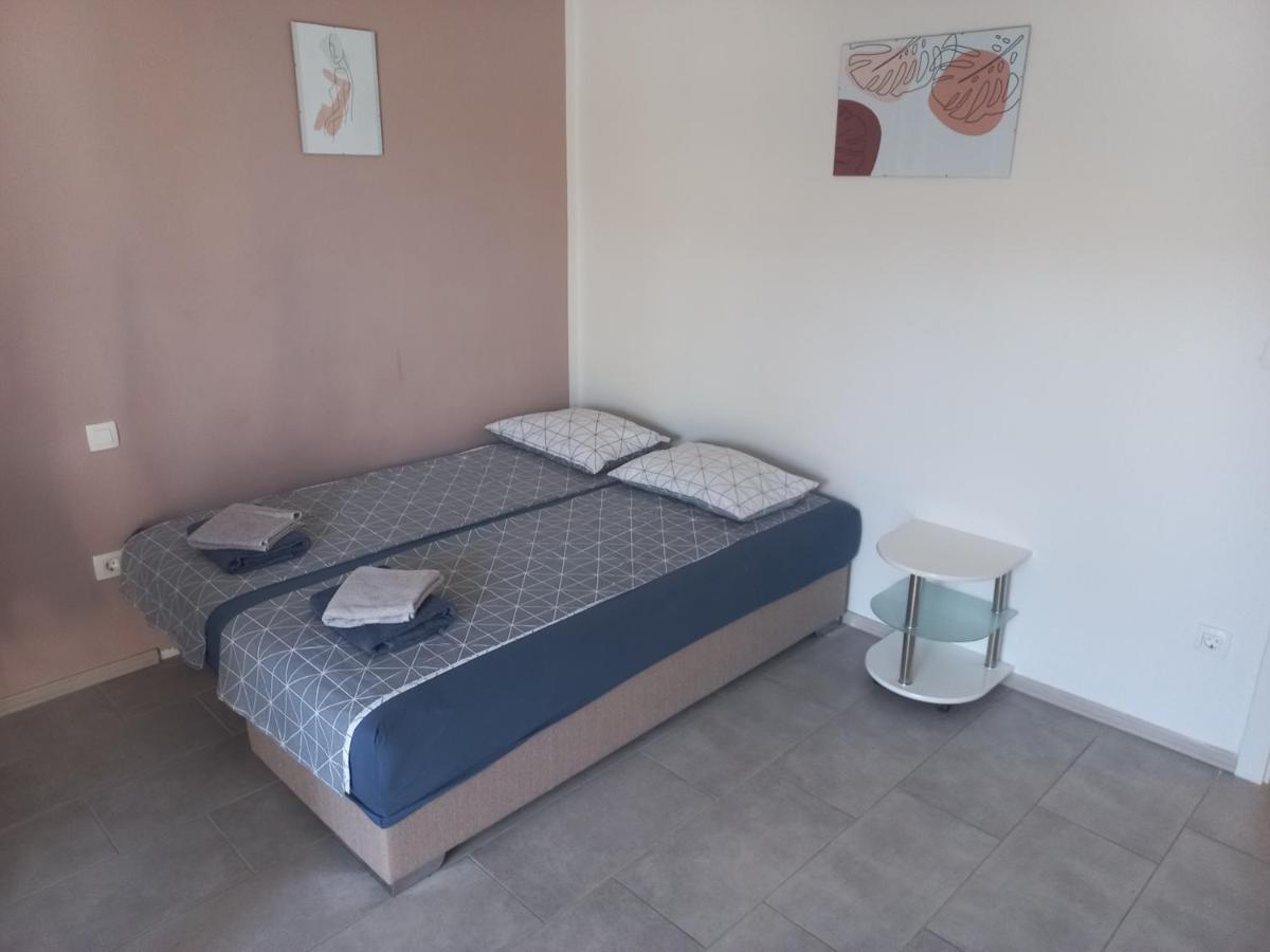 Apartments Rosemary Ljubljana & Free Parking Екстер'єр фото